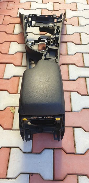 Cotiera piele BMW F30