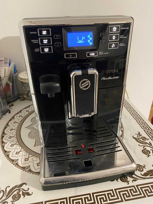 Espressor automat cafea Saeco Pico Baristo HD8925 cu rasnita + Carafa lapte