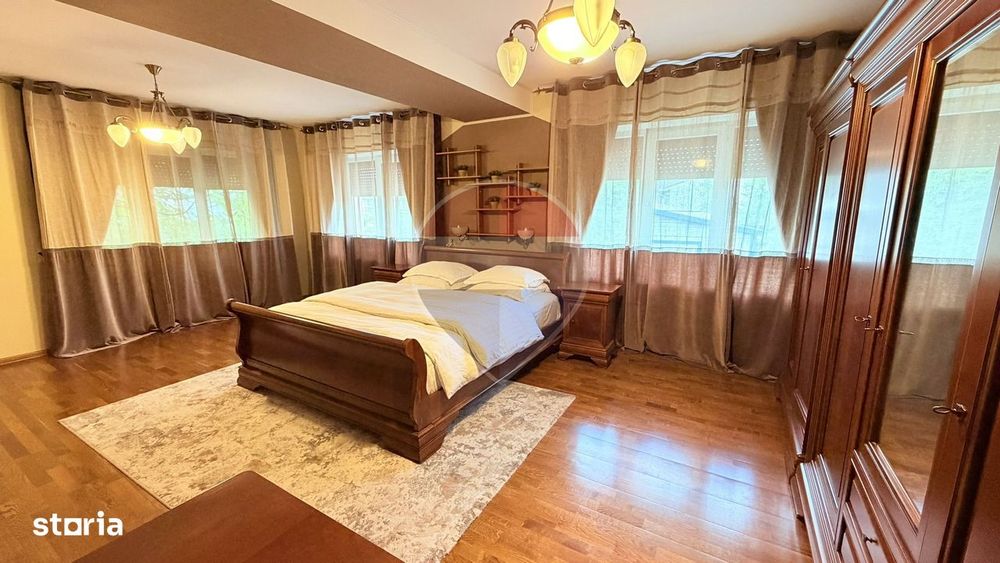 De vânzare apartament duplex la casă, 150 mp utili, Brăila- zona B-uri
