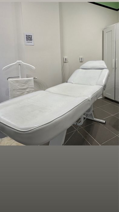 продается кушетка