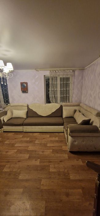 Продаётся диван угловой