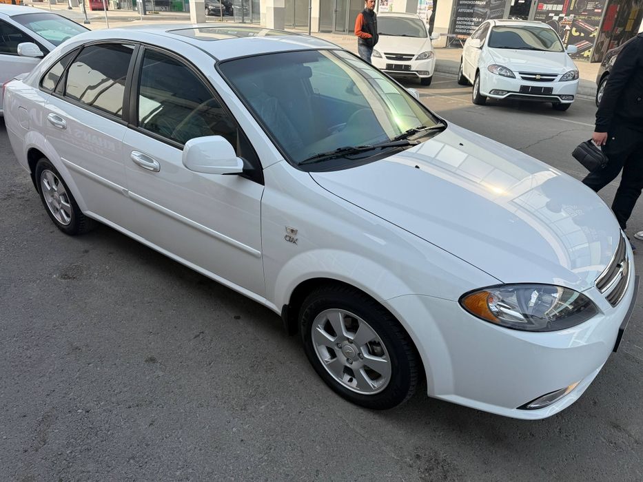 Gentra 2022 3-Poz Avtomat Xolati Ideal Gazi bor Kreditga 200$ bilan !