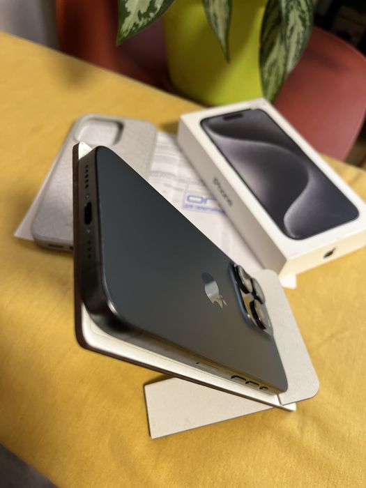 Iphone 15 pro без ремонта акум 91%