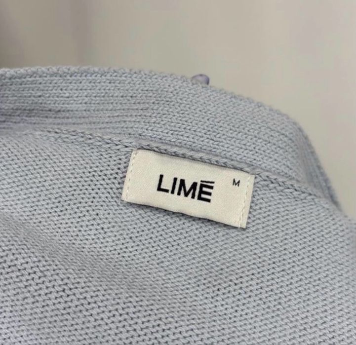 Женская одежда .