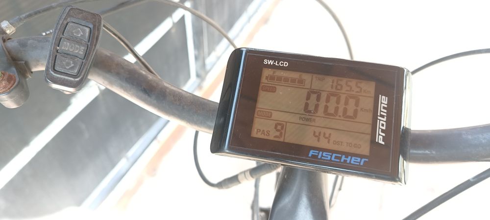 Bicicleta electrica asistata cu 9 viteze electric și 21 mecanice