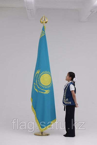 флаг и флагшток наконечник