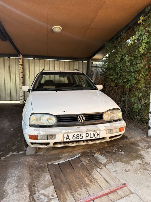 Volkswagen Golf универсал 1997г