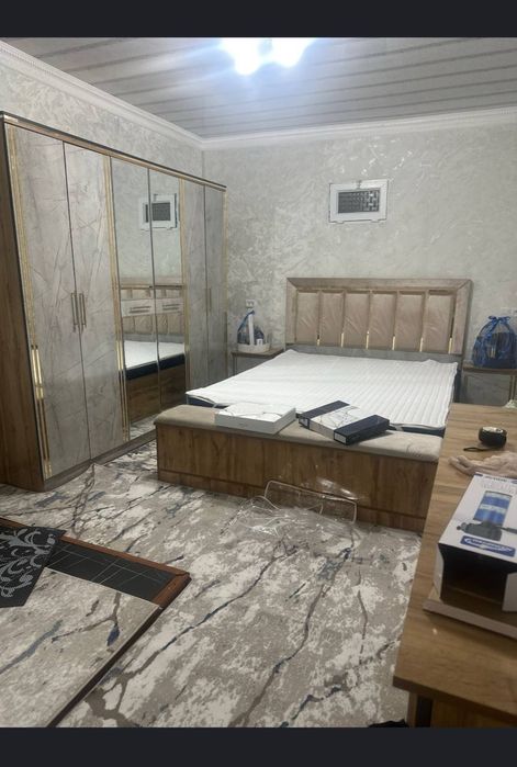 Продаётся дом свой участок в Азотчике чирчик