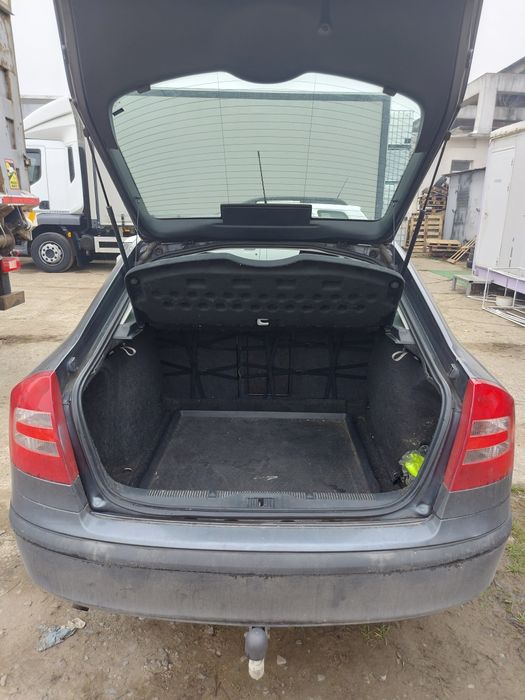 Vând Skoda Octavia 2007, benzină, 1.6 MPI