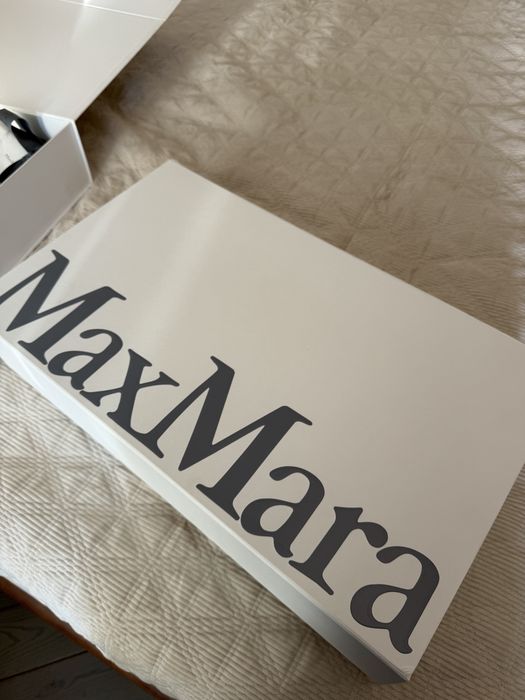 Бомбер меховой MaxMara