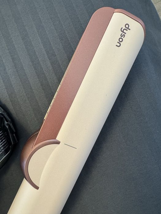 Dyson airstrait roz