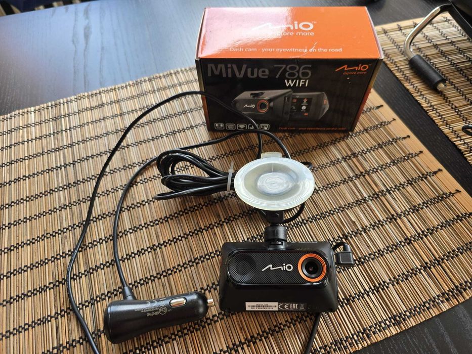 Camera auto Mio MiVue 786 WiFi