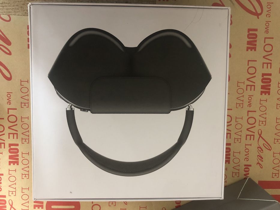 Наушники AirPods max