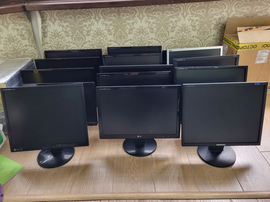 Мониторы LG 19дюймовые