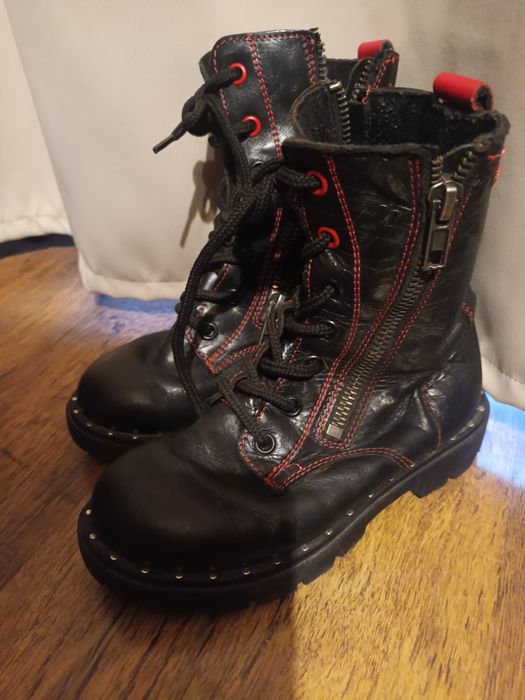 Продавам Детски ботуши