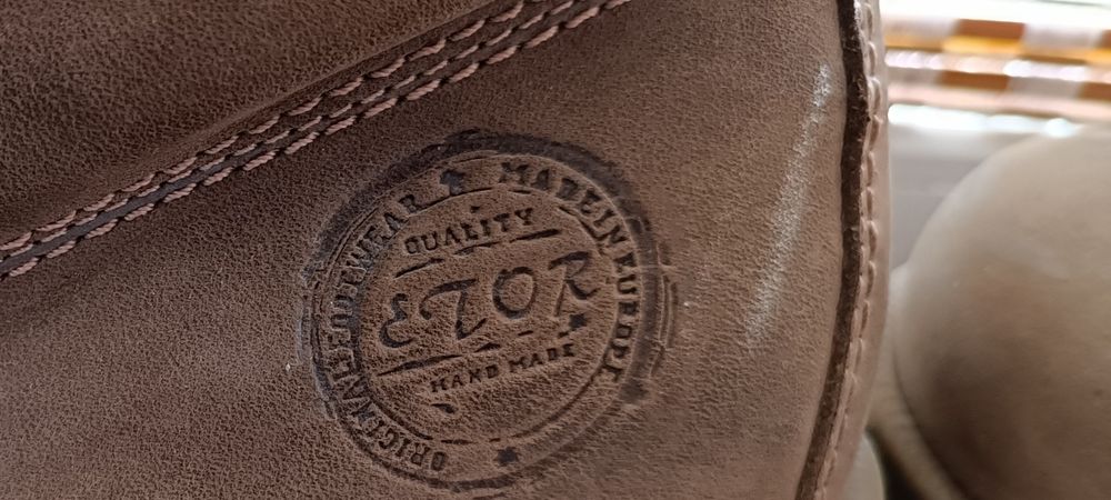 Ботинки "ETOR". 44р-р. Писать на WHATSAPP..