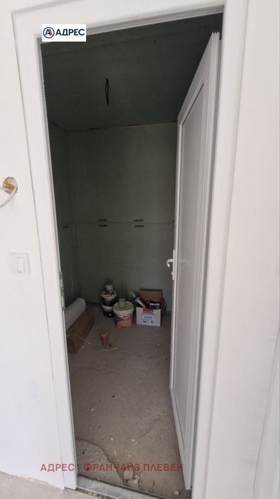 Къща в Плевен, област-с.Пелишат площ 74 цена 57000