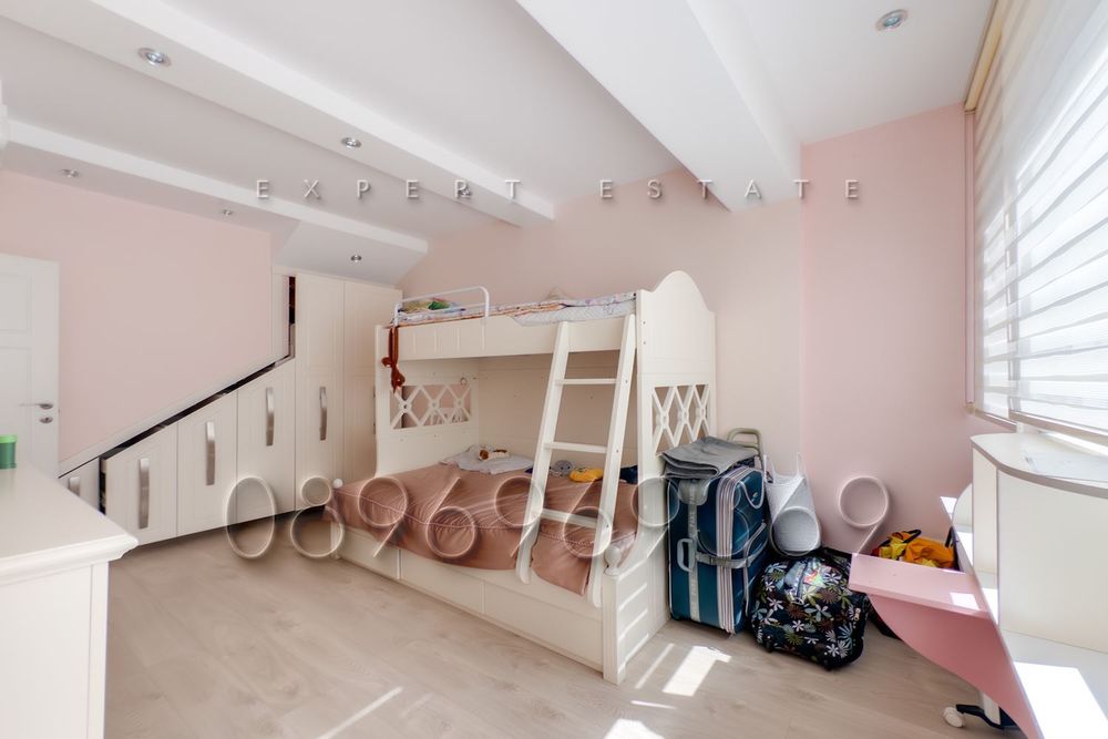 Продава се Четиристаен апартамент в Варна, Гръцка махала - 119 кв.м за 2353 €/кв.м - Снимка #7