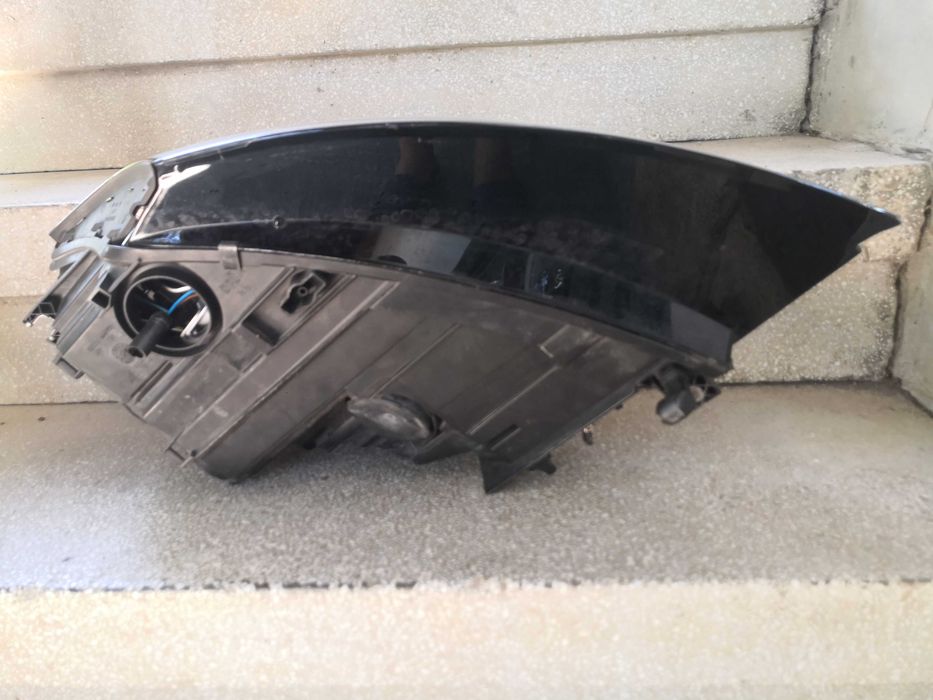 Фар Audi TT Xenon десен/Фар Ауди ТТ Ксенон Оригинален