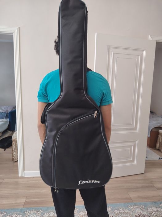 Акустическая гитара + чехол на нее