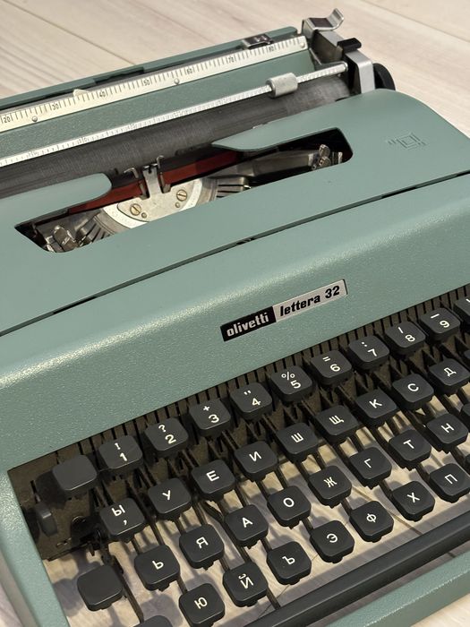 Пишеща машина Olivetti
