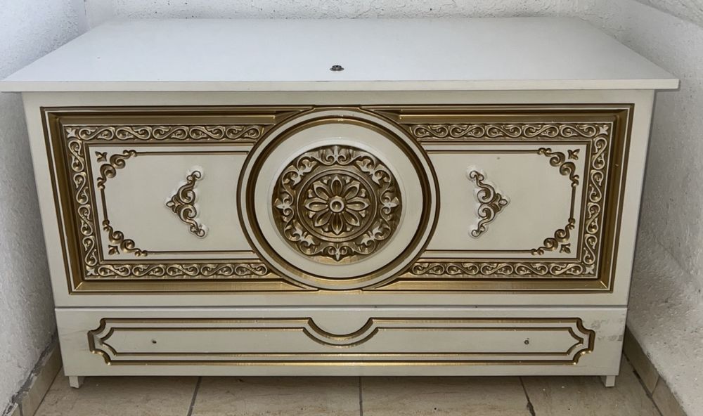 Шифоньер/тумба/сундук