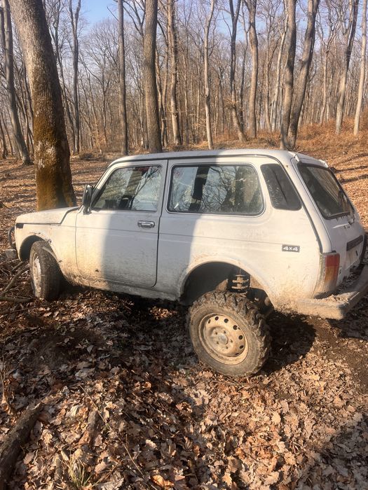 De vanzare lada niva 1.7 injectie