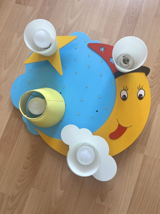 Люстра в детскую комнату