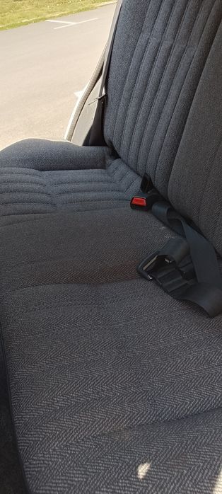 Toyota Corolla ee90 Xli 1.3i 75коня 2E-E 1990г.
двигател - 1.3i 75коня