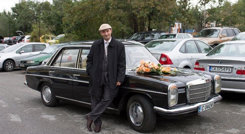 Ретро кола автомобил под наем за сватби