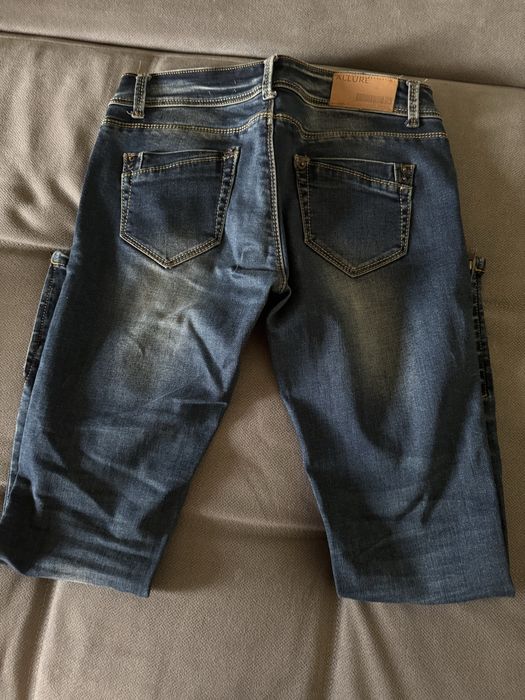 Продам джинсы новые, размер 29