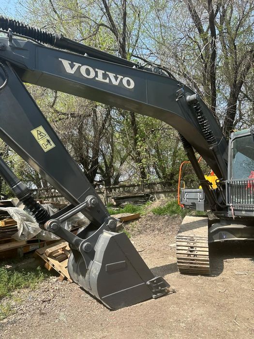 Продам два экскаватора