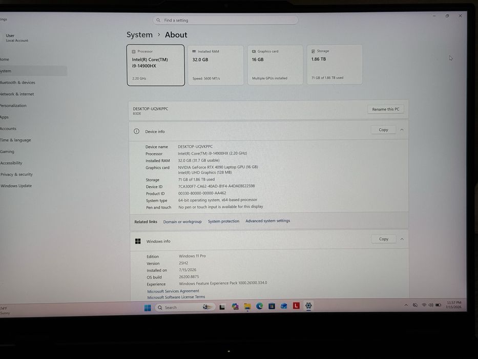 Геймърски Лаптоп 16'QHD+ 240Hz Core i9-14900HX RTX 4090 16GB Lenovo Legion 7 Pro 32GB DDR5 2TB SSD