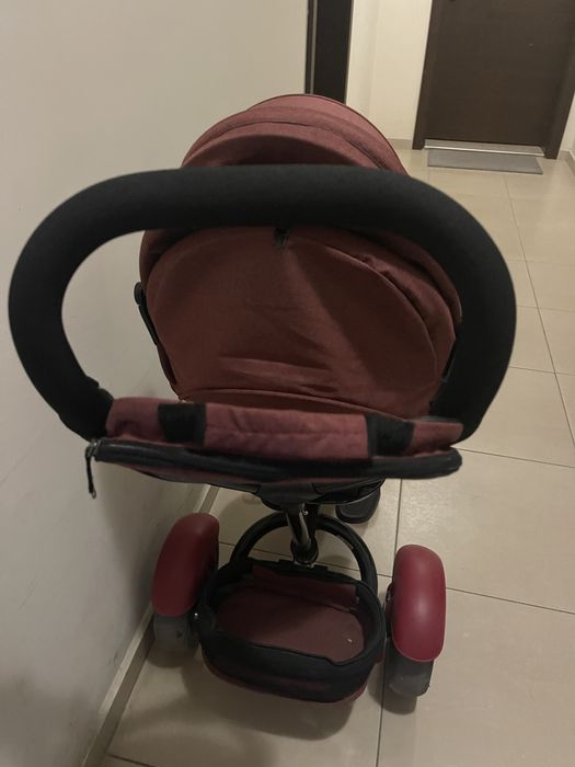 Триколка с въздушни гуми Lorelli - Neo, Red & Black Luxe