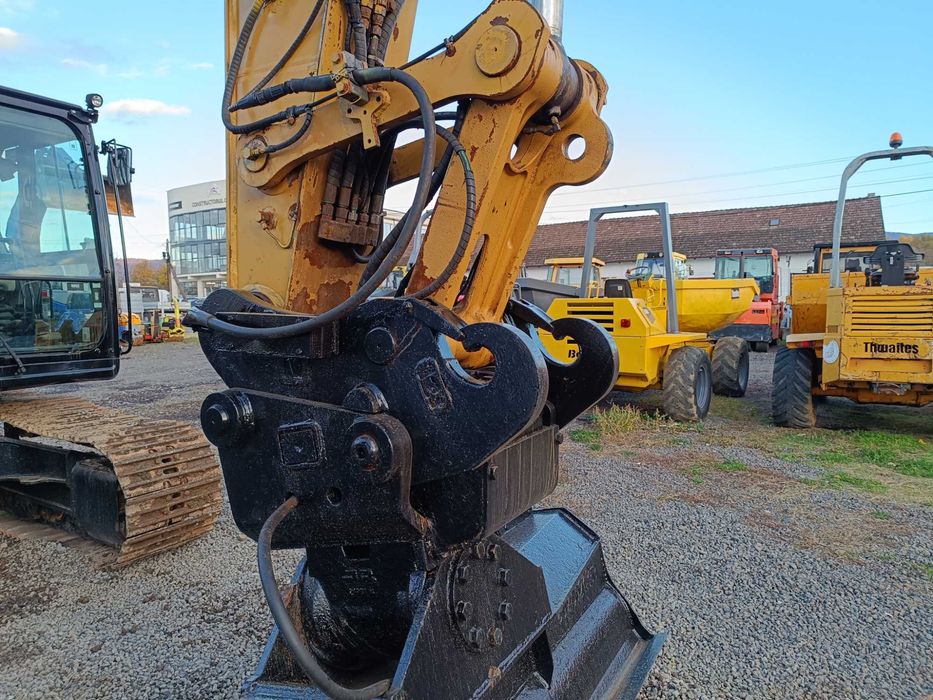 Excavator pe senile Caterpillar 320FL, 21 tone, 2017