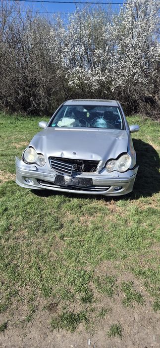 W203 C320 4 MATIK На части