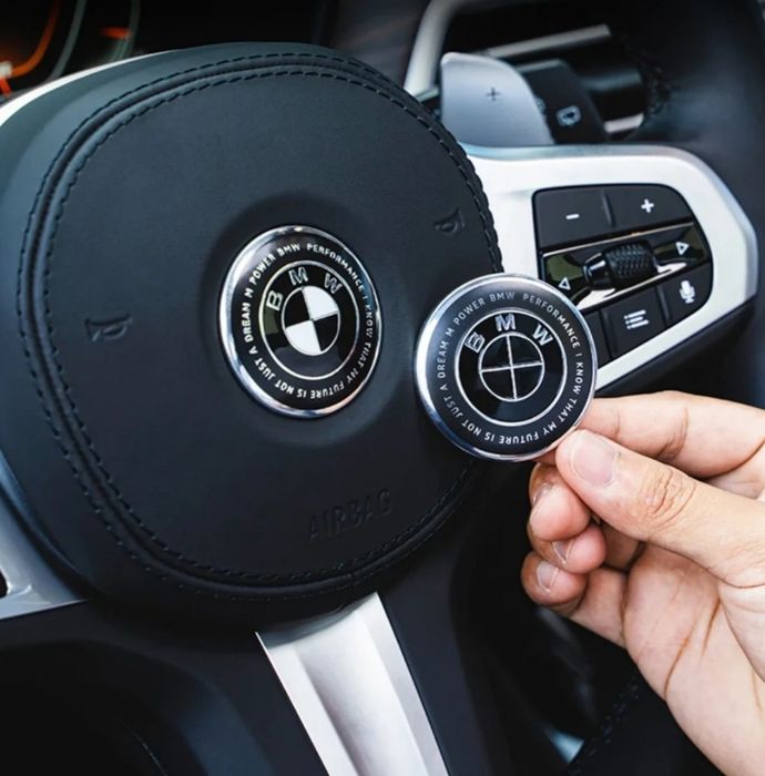 Emblema-Sigla-Logo-Semn-Bmw-E46-E60-90-F10-F30-E70-F15-F16-E71-G20-G30