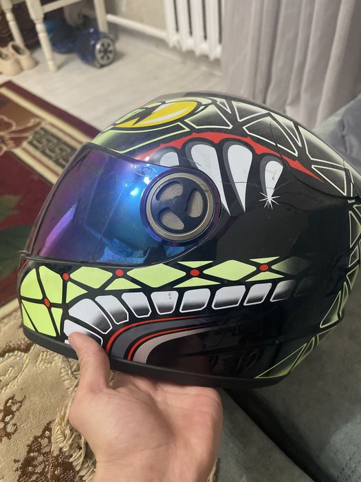 Шлем для мотоцикла и для мопедов