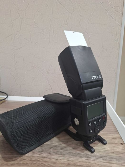 Вспышка на камеру Godox TT600 (для Canon)