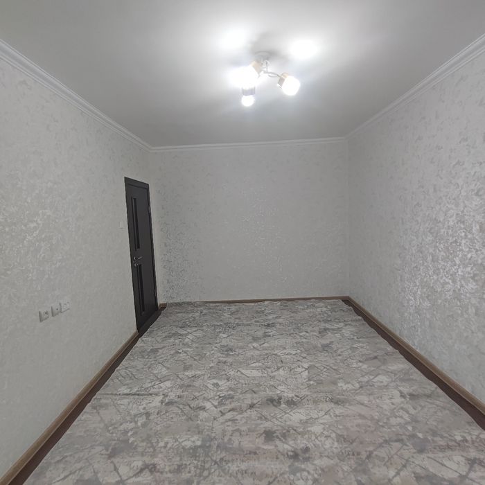 9-Hudud 2*3/5/7 Balkon 2*6 REMONTLI Naqd va Ipotekaga Sotaman.