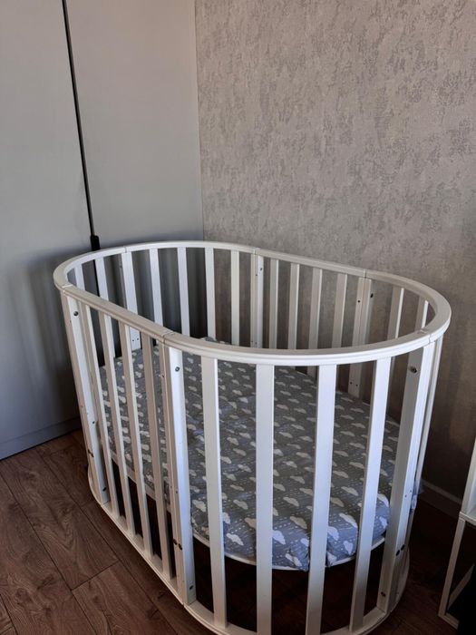 Продам детскую кроватку 7в1