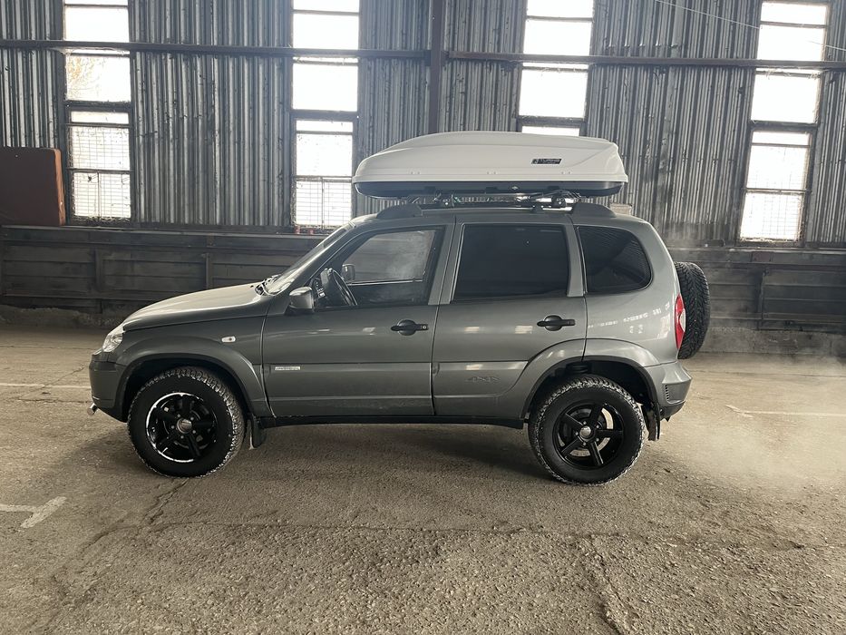 Продам ниву шевроле