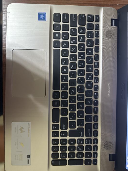 Ноутбук для учебы+подарки