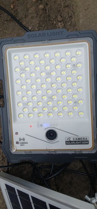 Cameră  de supraveghere  solară cu card 32gb