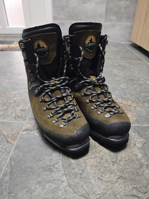 Bocanci Barbati Iarna La Sportiva Karakorum EVO Gore Tex GTX