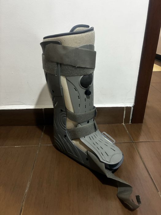 Orteza picior cu pompa penumatica