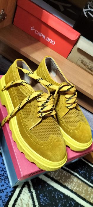 Продам обувь женскую