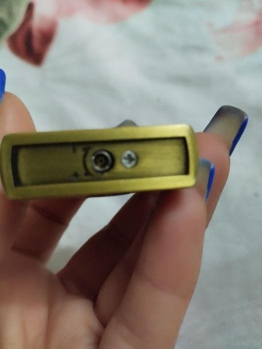 Продам зажигалку