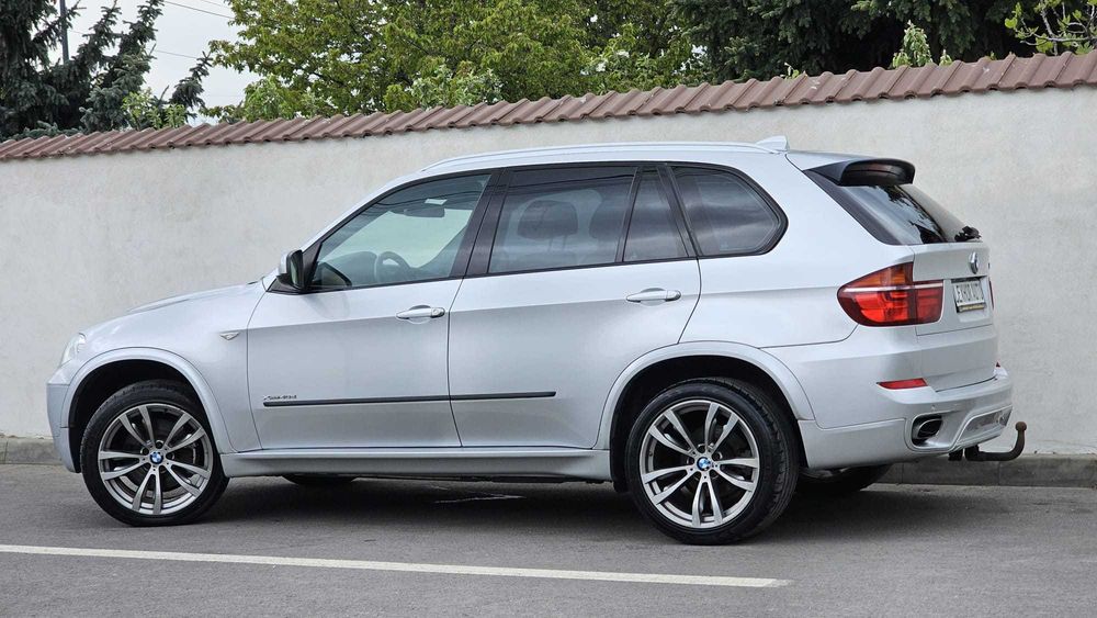 BMW X5 40d E70 LCI Facelift 09.2012 3.0d 306cp X-Drive / HUD Soft Close PANO FULL