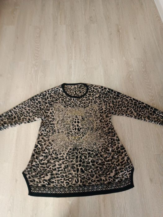 Кофта удлиненная с принтом  54-56рзм